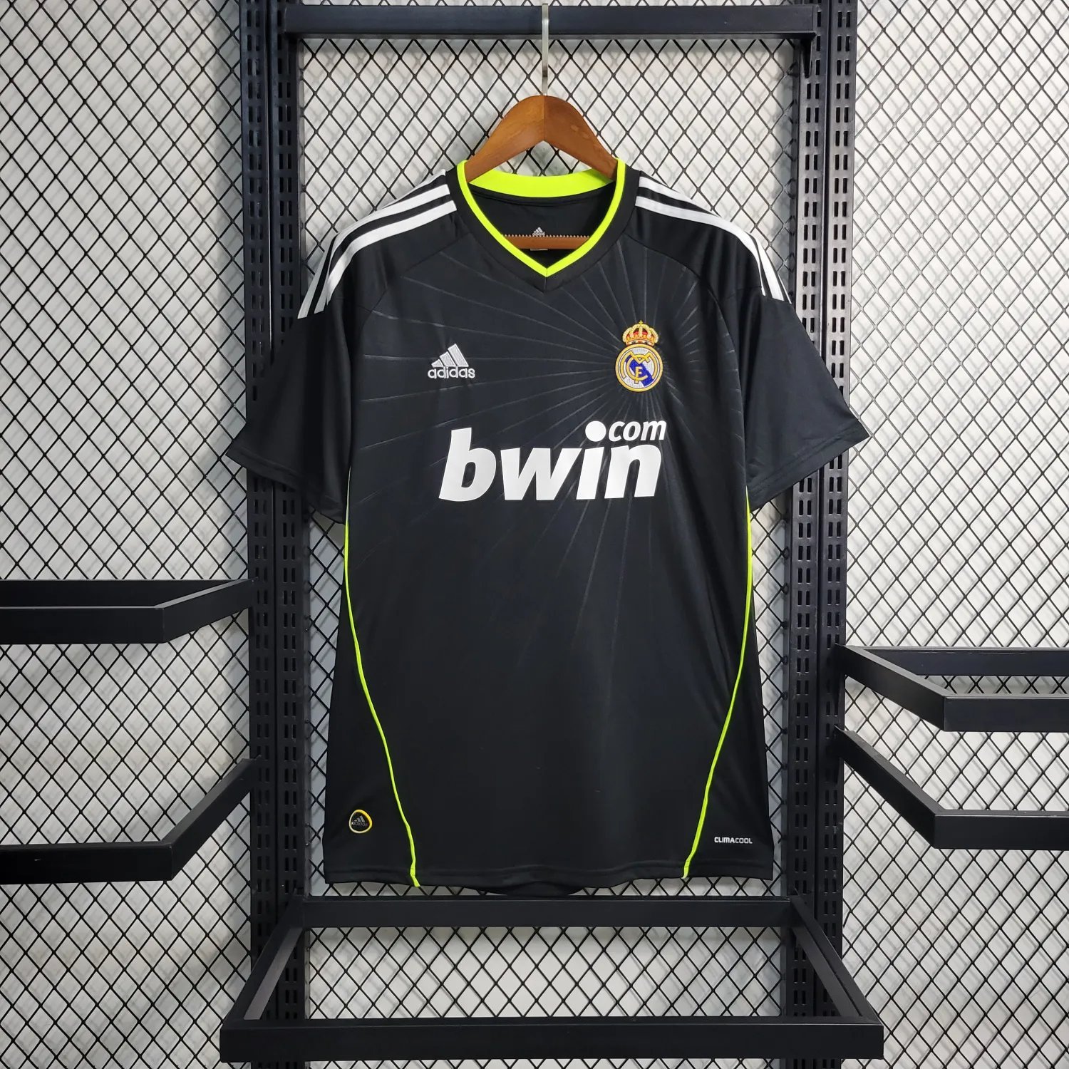 10-11 Real Madrid Away Retro 