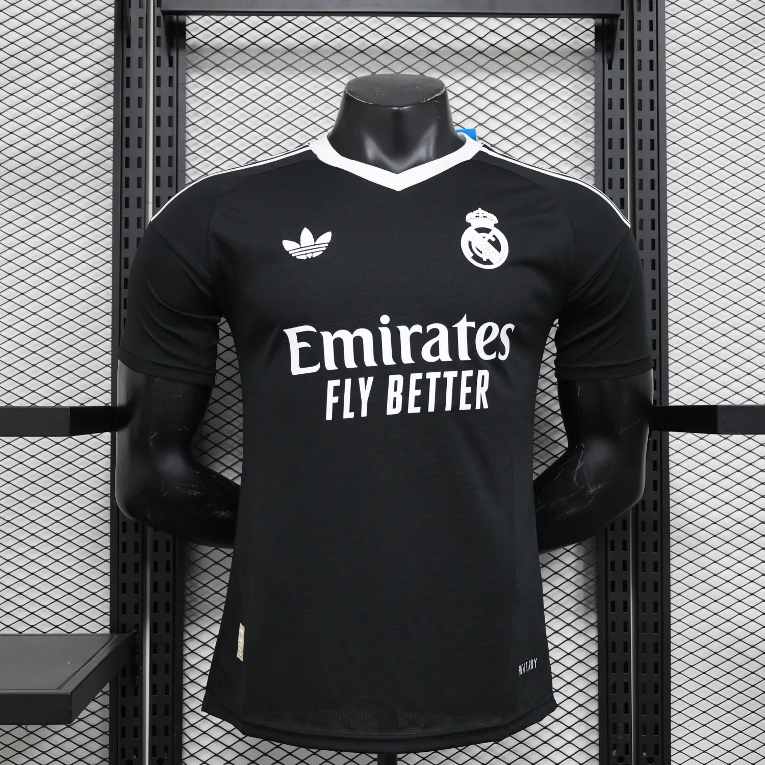 24-25 Real Madrid Black Goal Keeper Player Version