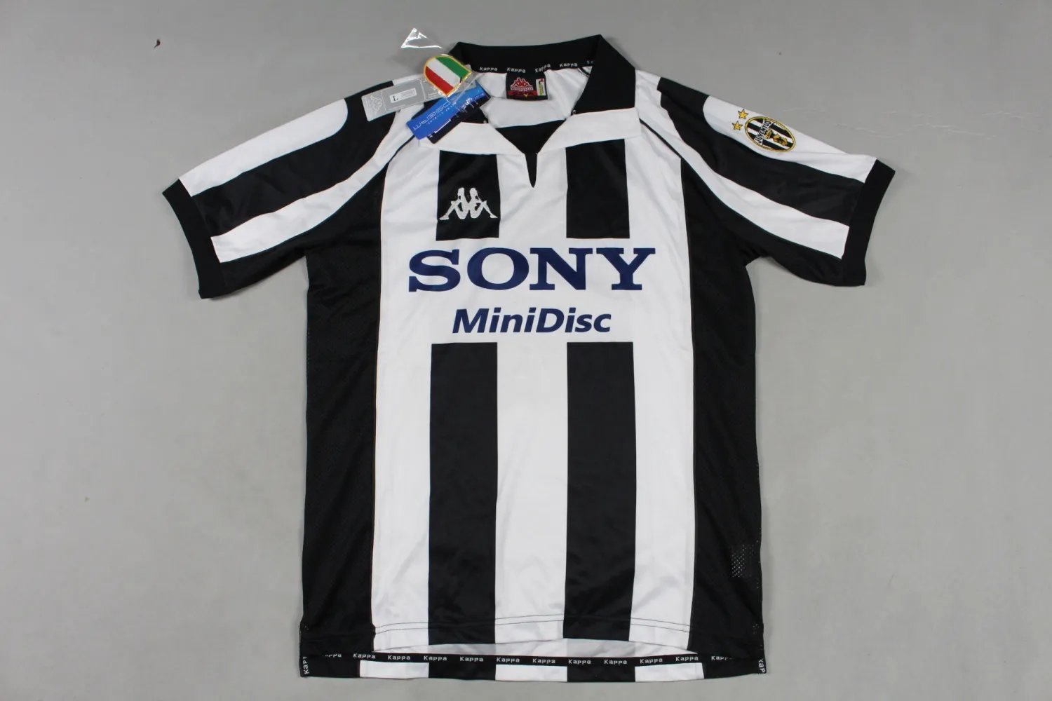 97-98 Juventus Home Retro 