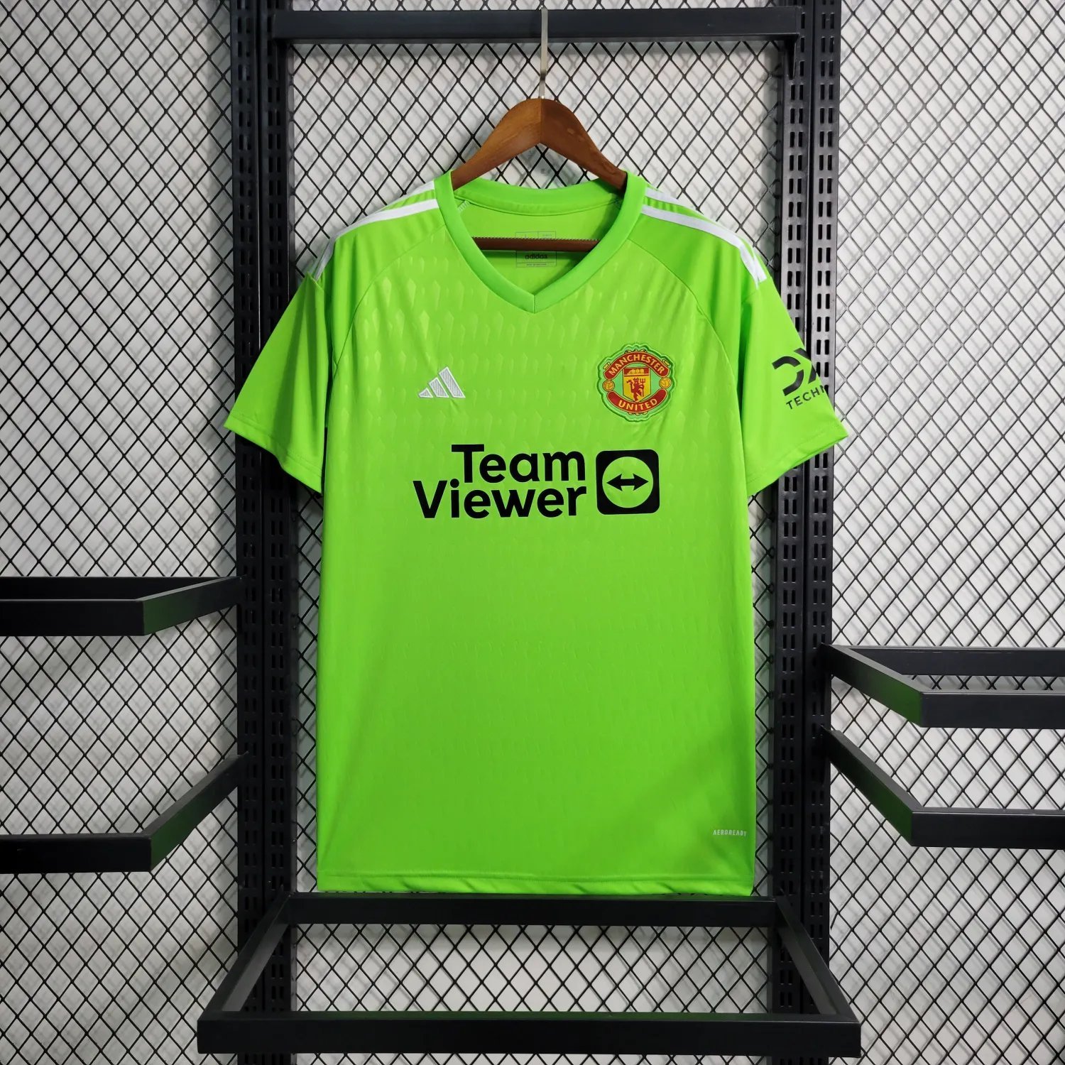 23-24 Manchester United Goalkeeper Fan Version 