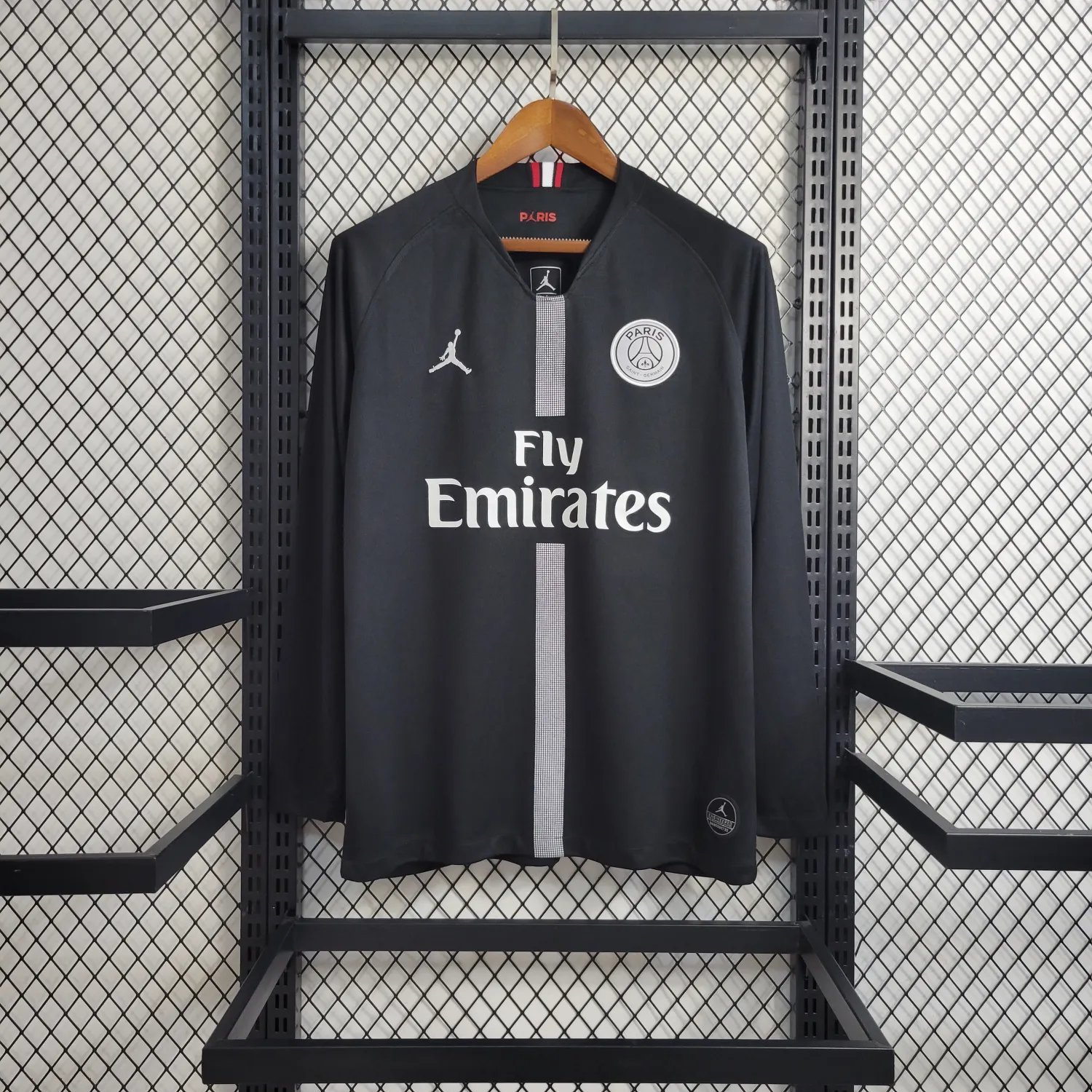 18-19 PSG Black Retro Long Sleeve 