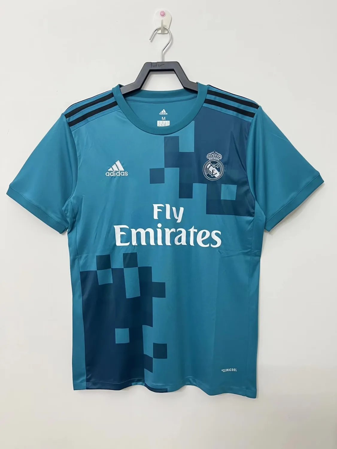 17-18 Real Madrid Third Retro 