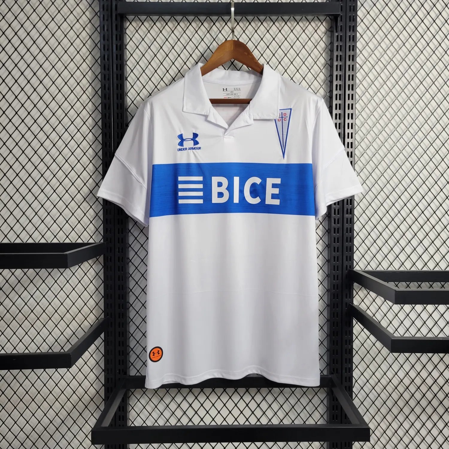 23-24 Universidad Catholic Home Fan Version 