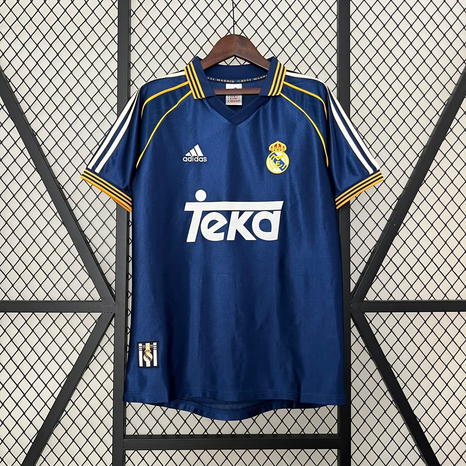 1998-00 Real Madrid Away Retro 