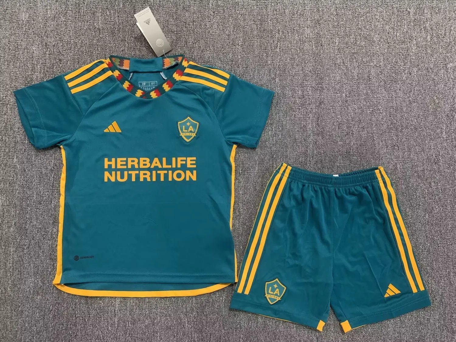 23-24 LA Galaxy Home Kids Kit