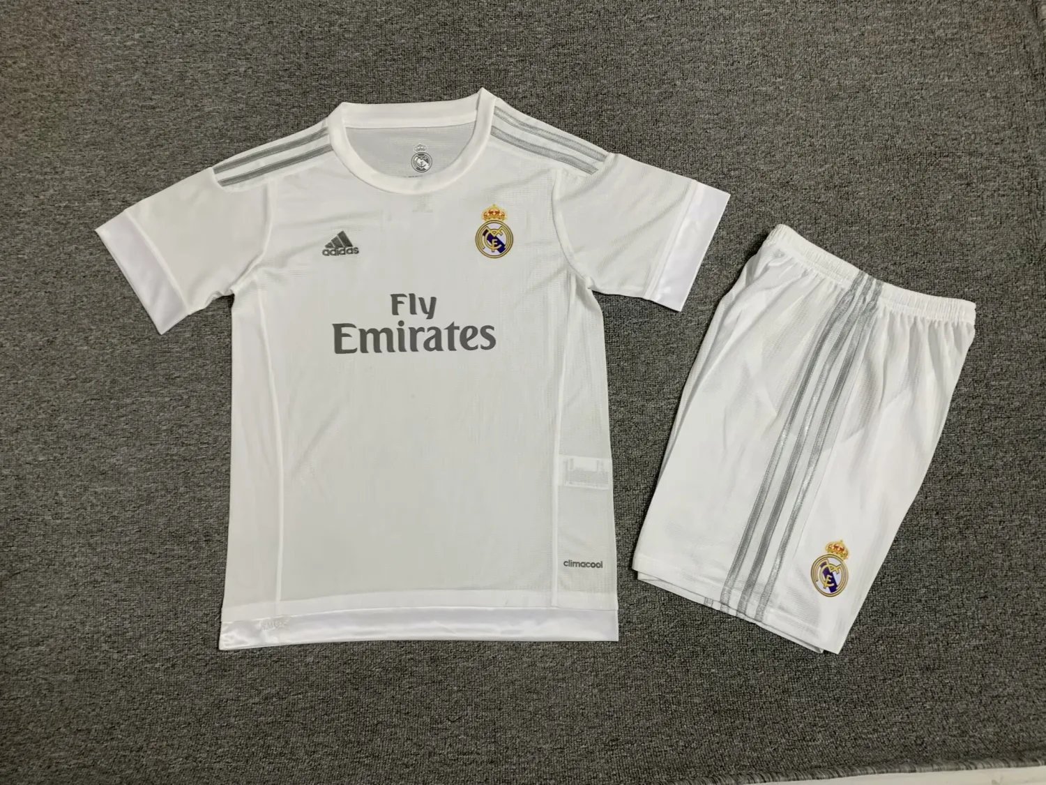 Retro 15-16 Real Madrid Home Kids Kit