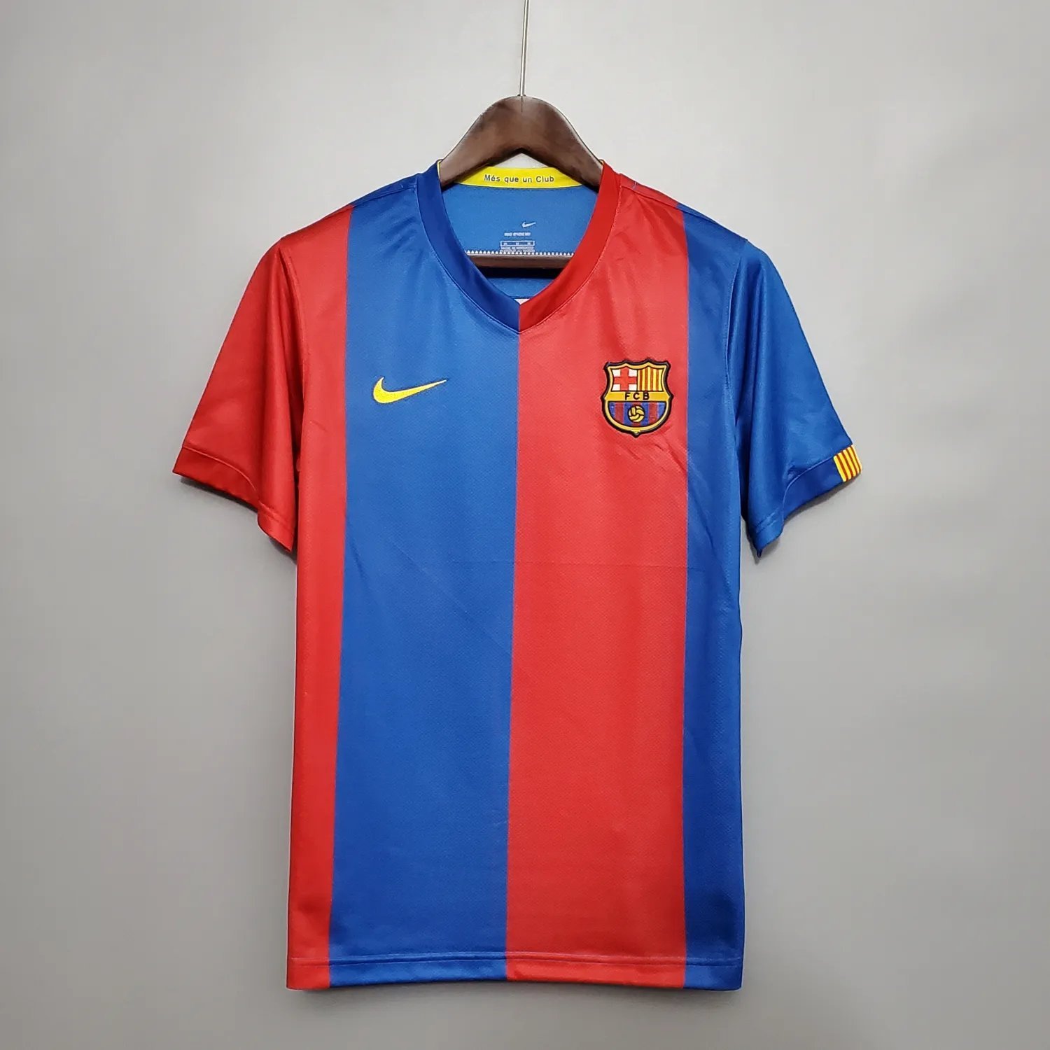 06-07 Barcelona Home Retro 