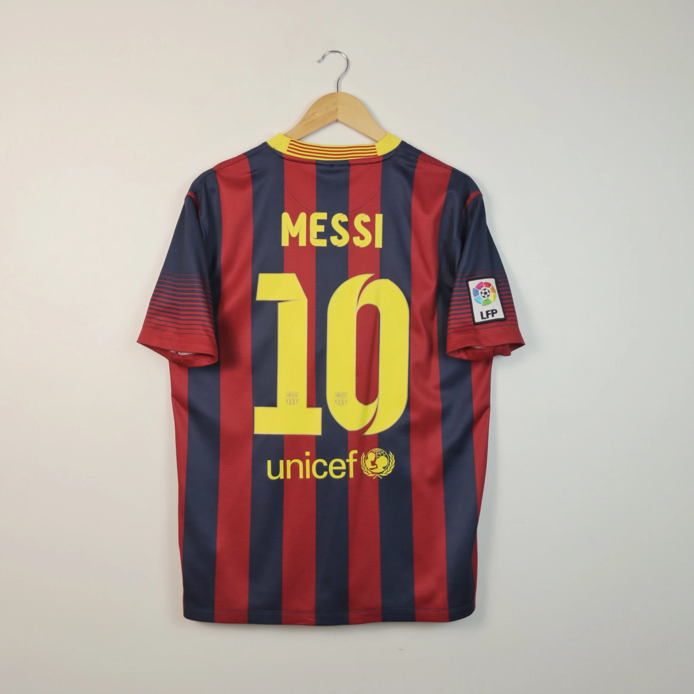 Barcelona 13/14 Home Messi 10 - Image 3
