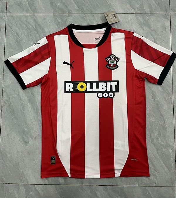 24-25 Southampton Home Fan Version