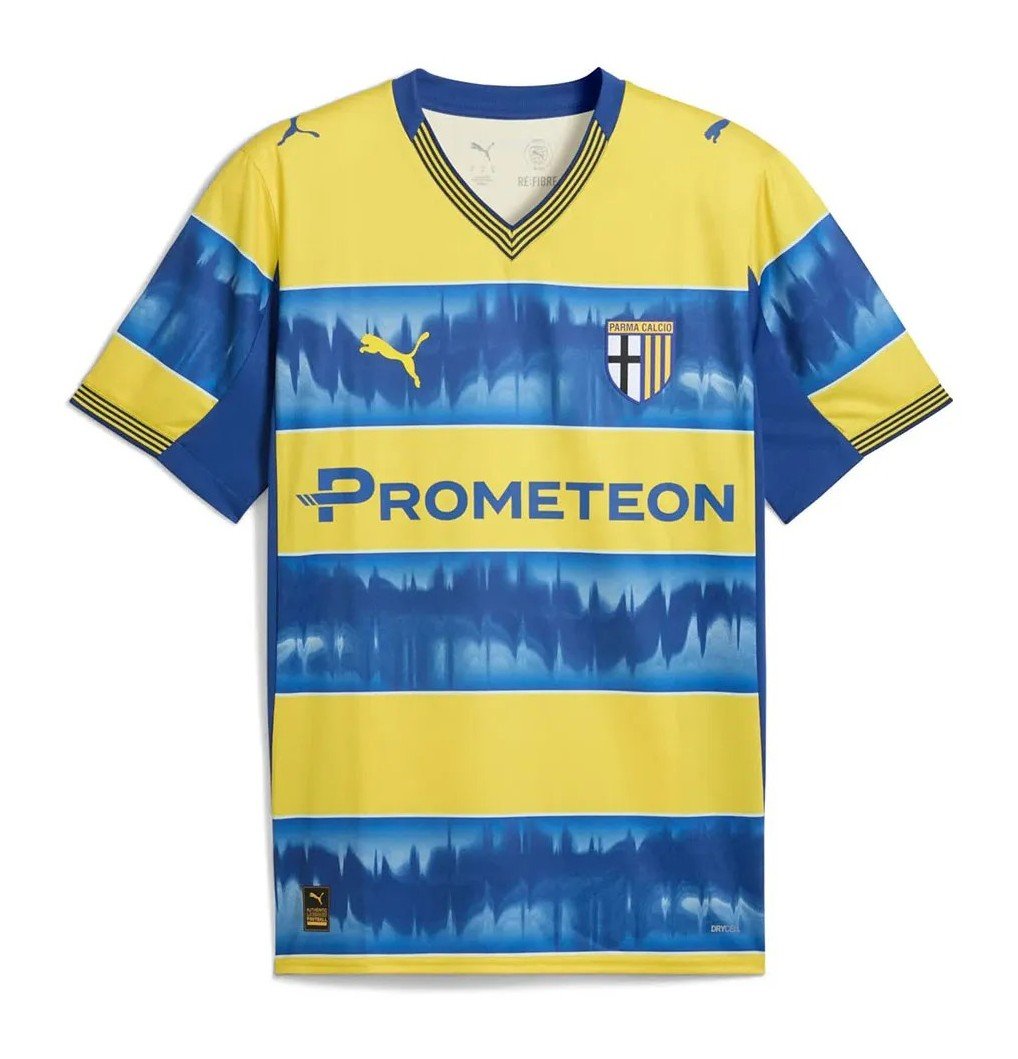 25-26 Parma Away Fan Version
