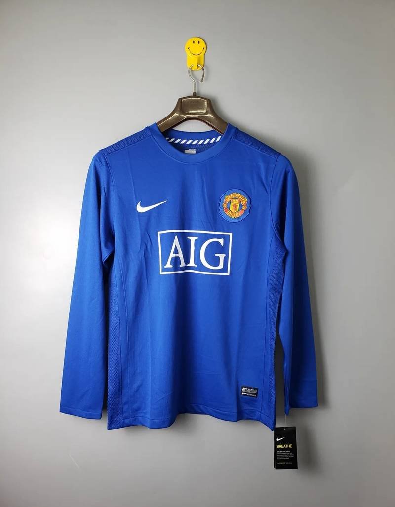 08-09 Manchester United Blue Long Sleeve Retro