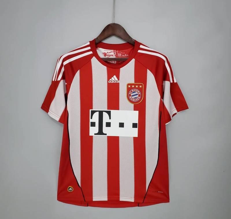 10-11 Bayern Munich Home Retro