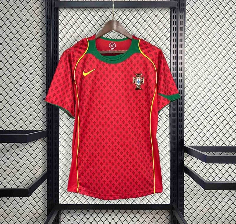 2004 Portugal Home Retro