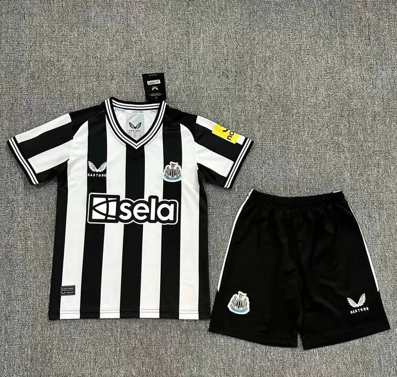 23-24 Newcastle United Home Kids Kit